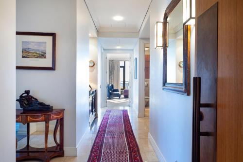 Luxury Penthouse Apartment — 4-Star Luxury Hotel in Auckland, New Zealand