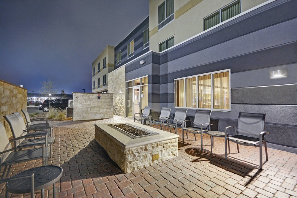 Fairfield Inn & Suites Savannah SW Richmond Hill - photo 16