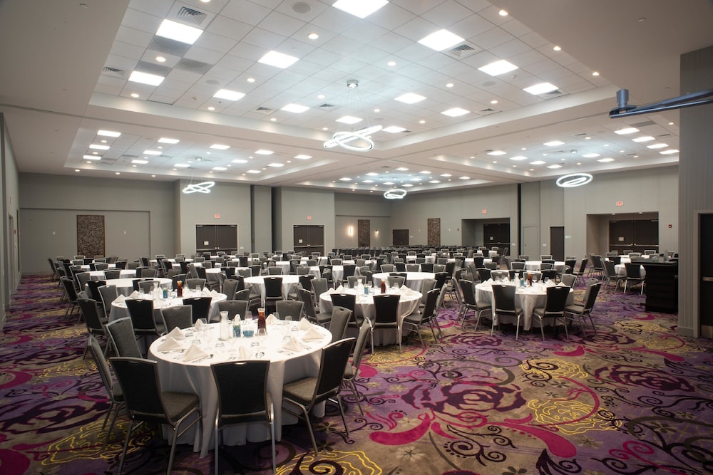 Holiday Inn & Suites Joliet Southwest by IHG - photo 22