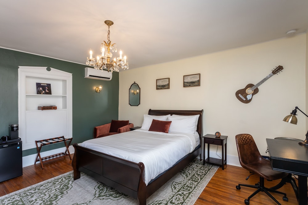 The Legacy Inn - photo 36