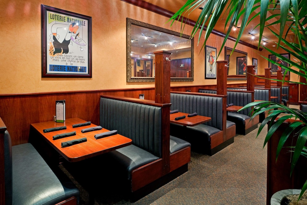 Hotel Belvoir Springfield - photo 17