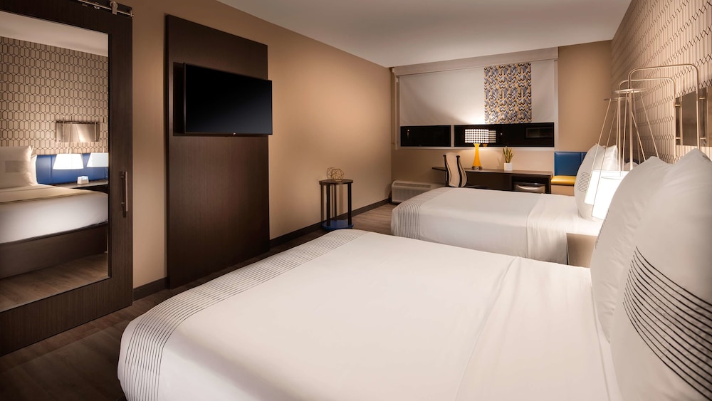 GLō Best Western Nashville Airport - photo 10