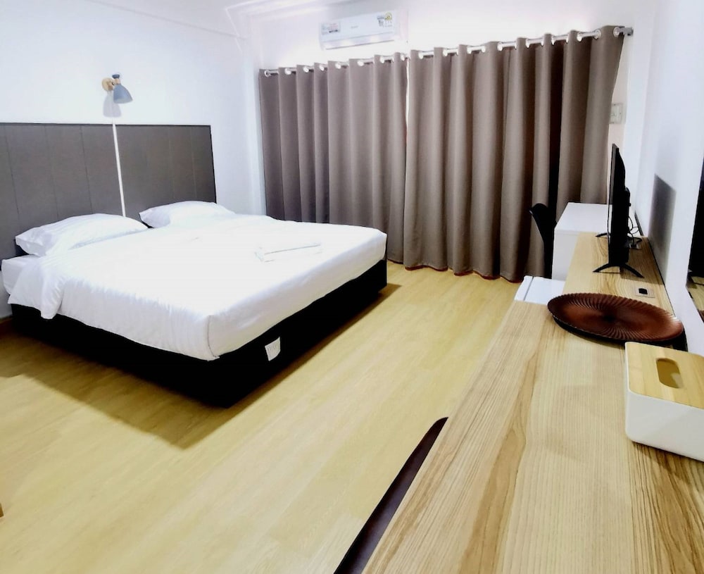 Ratanasiri Hotel — Chaiyaphum
