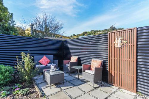 Tahunanui Shoreside Nelson Holiday Home — 4-Star Luxury Hotel in Nelson, New Zealand