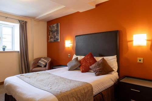 The Warehouse - carbon neutral hotel in Yeovil