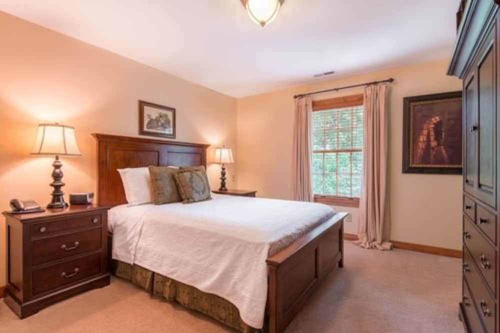 Brick Street Inn - photo 17