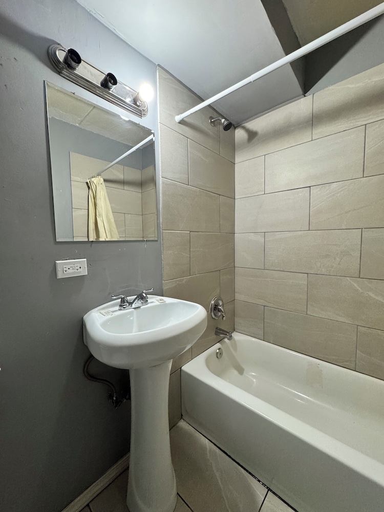 Best Motel By OYO Chicago I 90 - photo 22