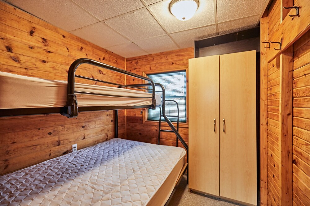 Dayspring Cottages in Huntsville, Canada