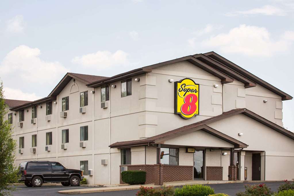 Super 8 by Wyndham Lexington VA - featured photo