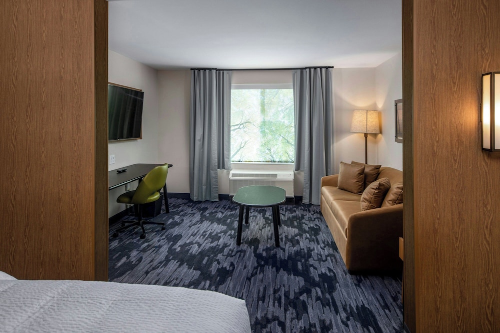 Fairfield Inn & Suites by Marriott Little Rock Airport - photo 11