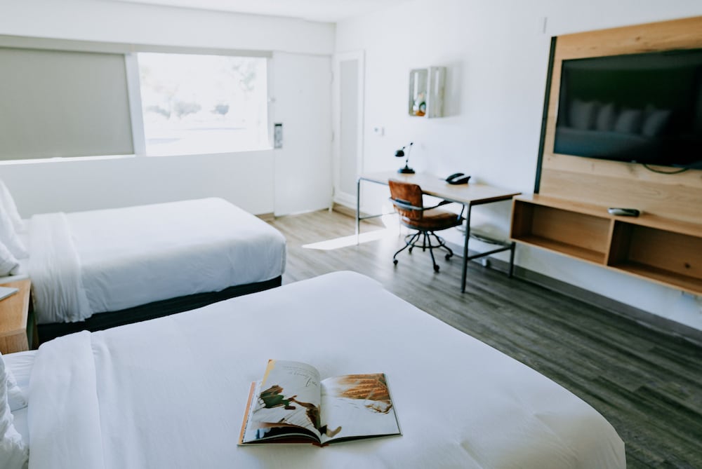 SCP Hotel Colorado Springs - photo 7