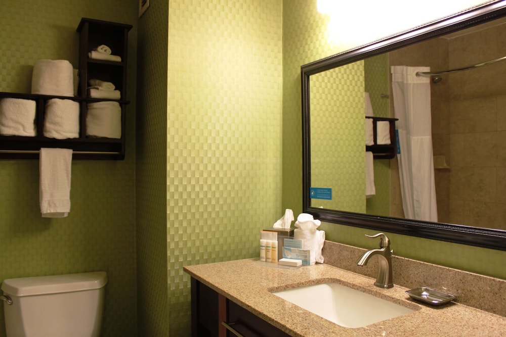 Hampton Inn Perry Ga - photo 19