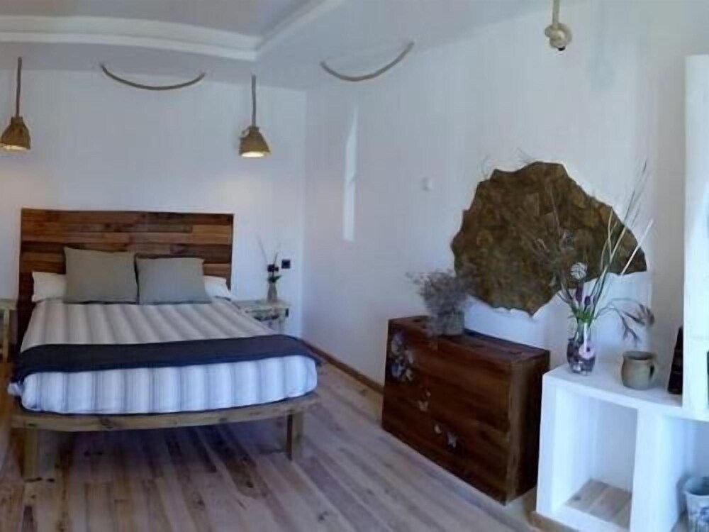 Hotel Mirador de Las Grullas — hotel in Huesca