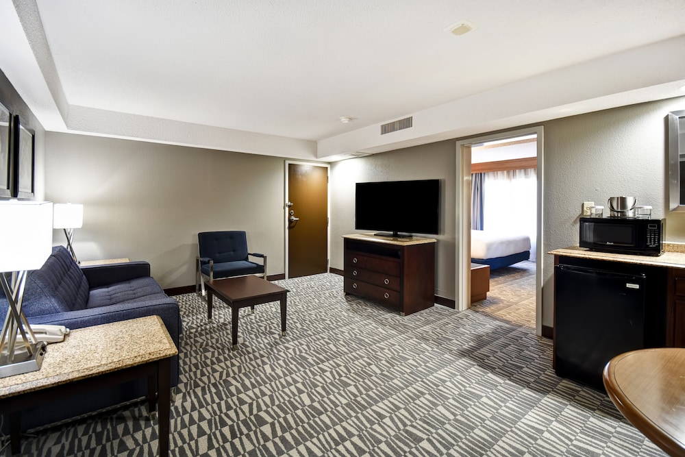 DoubleTree By Hilton Hotel Augusta - photo 12