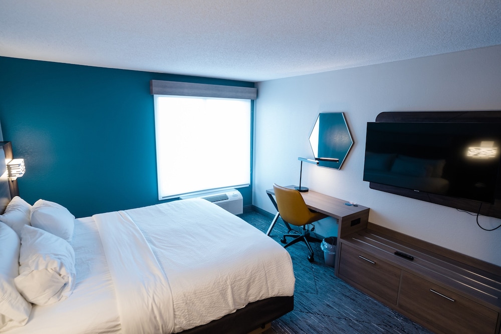 Holiday Inn Express & Suites Knoxville North I 75 Exit 112 by IHG - photo 7