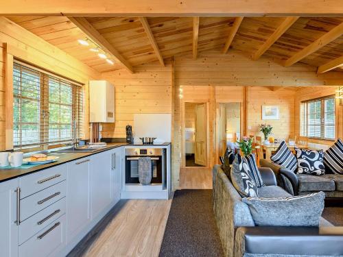 2 Bed in Snape 89929 - last minute hotel in Unknown City