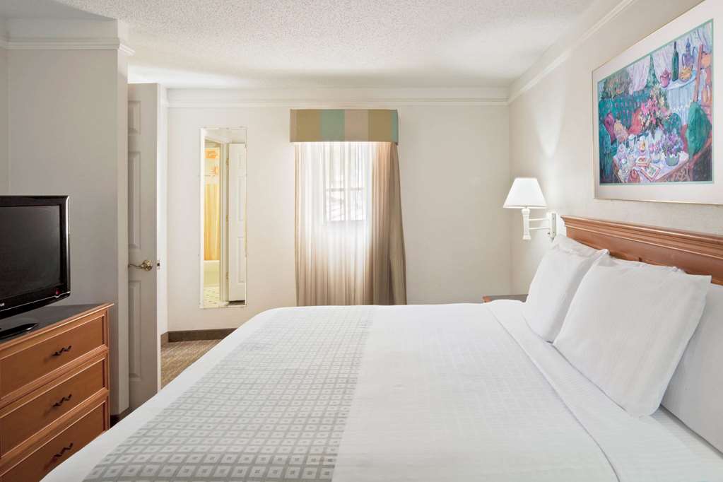 La Quinta Inn by Wyndham Tallahassee North - photo 60