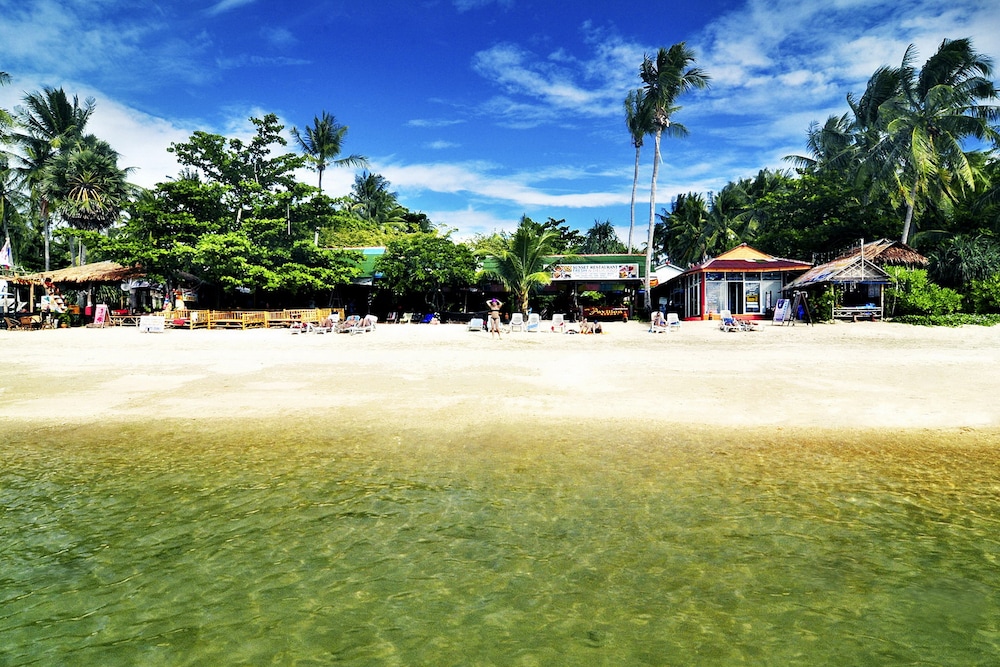 Lanta Pavilion Resort in Ko Lanta, Thailand