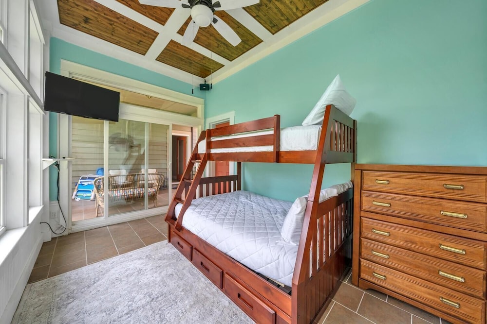 Drift Away in Unknown City, United States