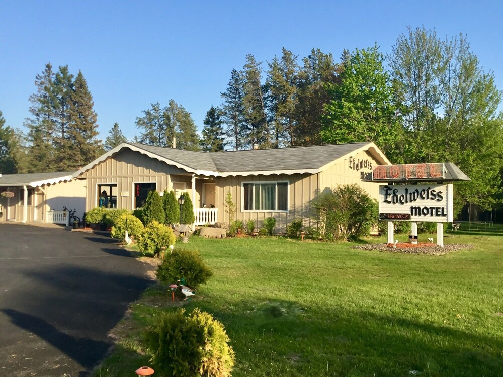 Edelweiss Motel - photo 64