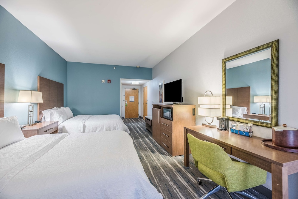 Hampton Inn Oakland Hayward - photo 12