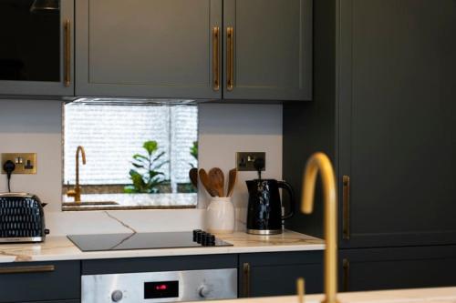 The Verdant Apartment