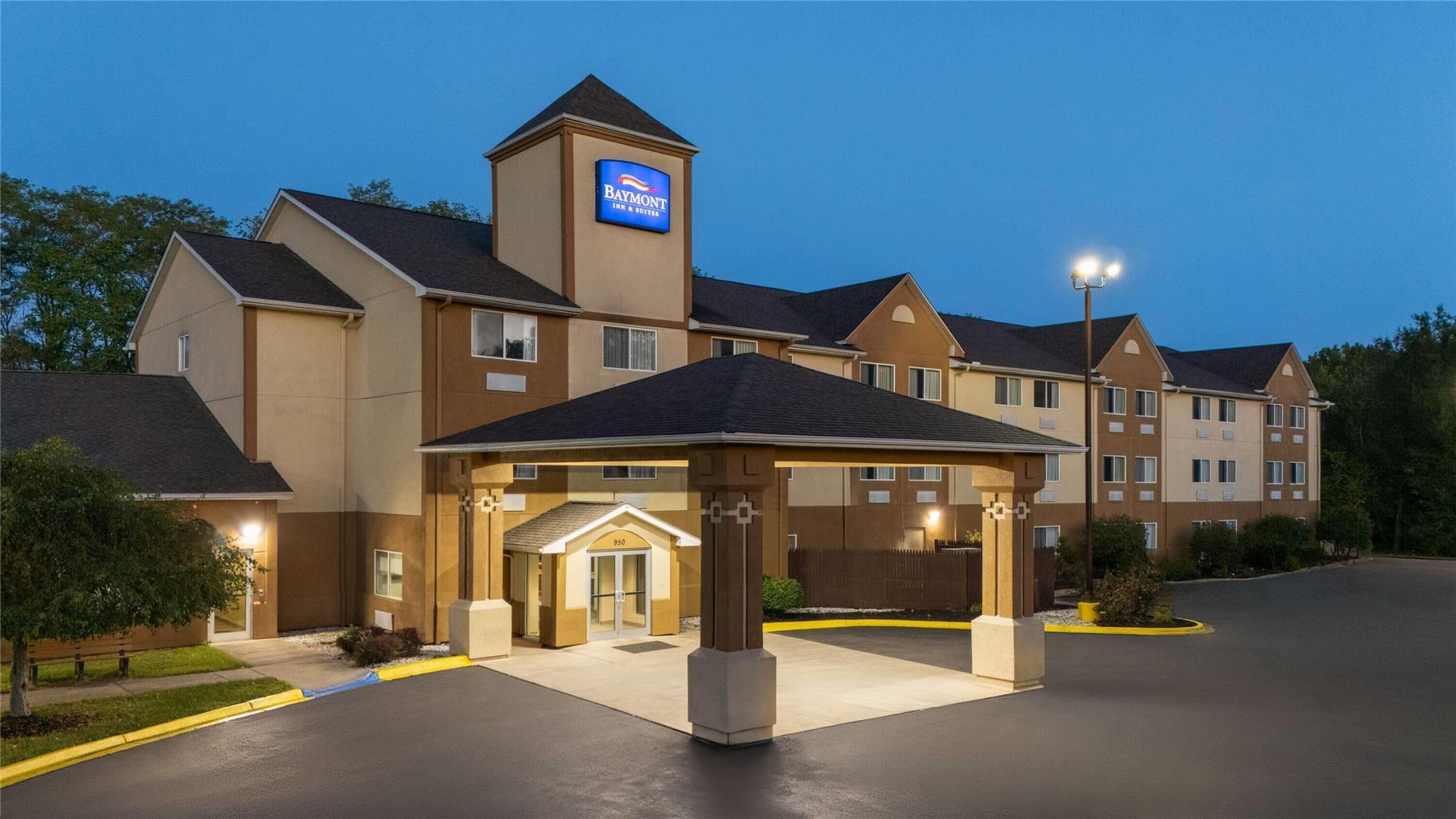 Baymont by Wyndham Piqua - photo 3