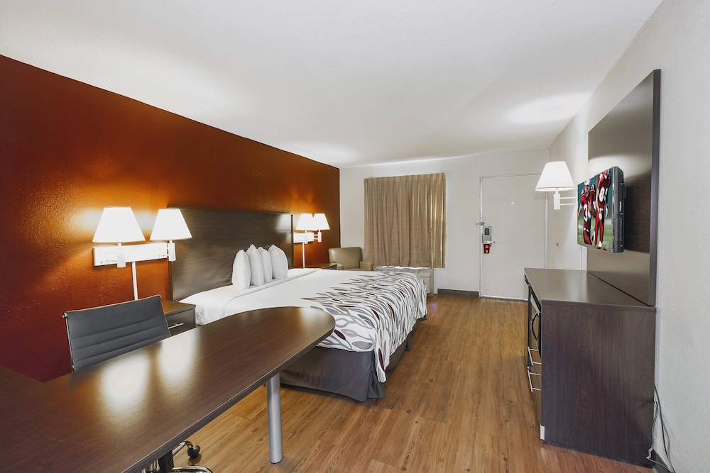 Red Roof Inn Walterboro - photo 16