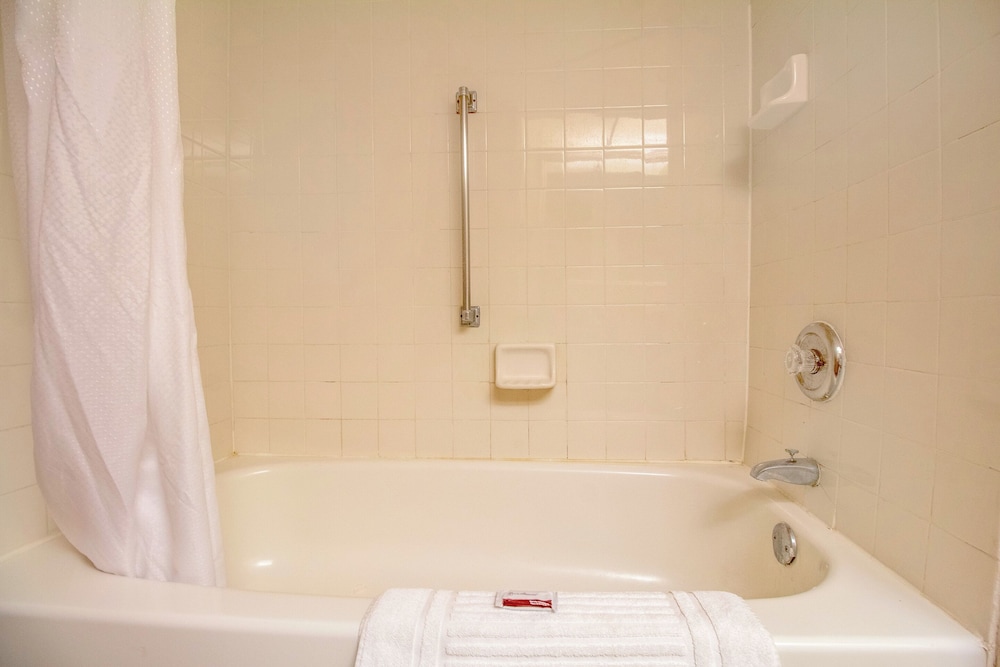 Tulsa Square Hotel Central I 44 By OYO - photo 63