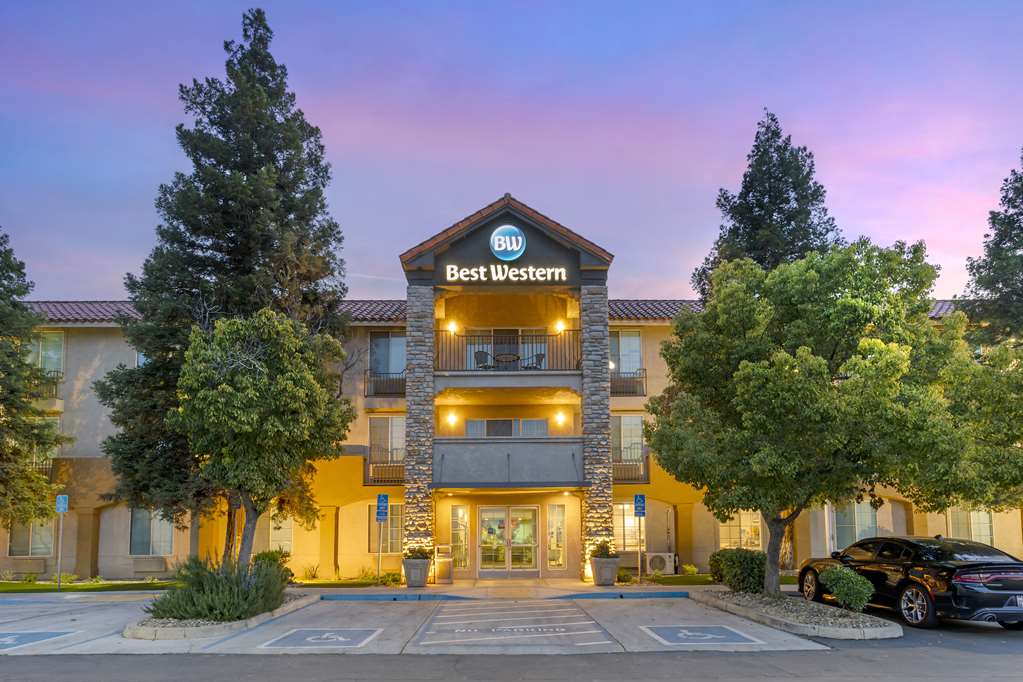 Best Western Visalia Hotel - featured photo