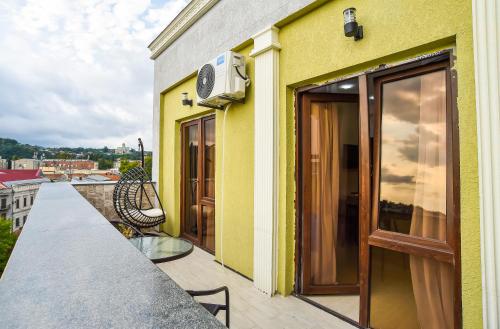Valkhida's Apartment