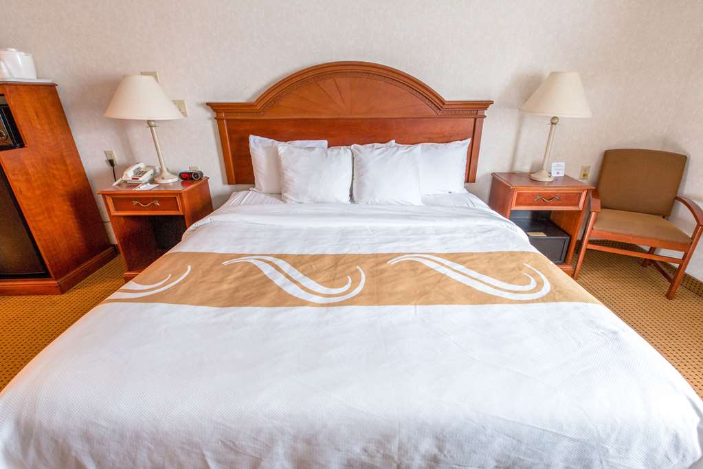 Quality Inn & Suites University - photo 15