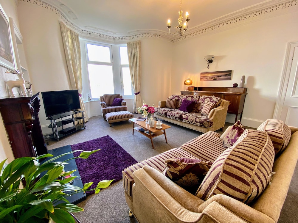 Dairsie Sea View — 4-Star Luxury Hotel in Rothesay, United Kingdom