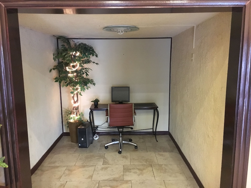 Motel6 Artesia CA - photo 51
