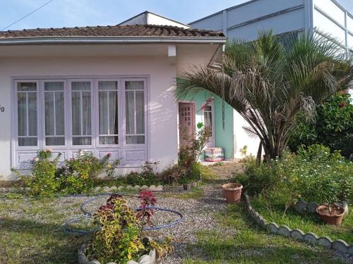 1 Quarto em Local Acolhedor e Familiar in Joinville, Brasil