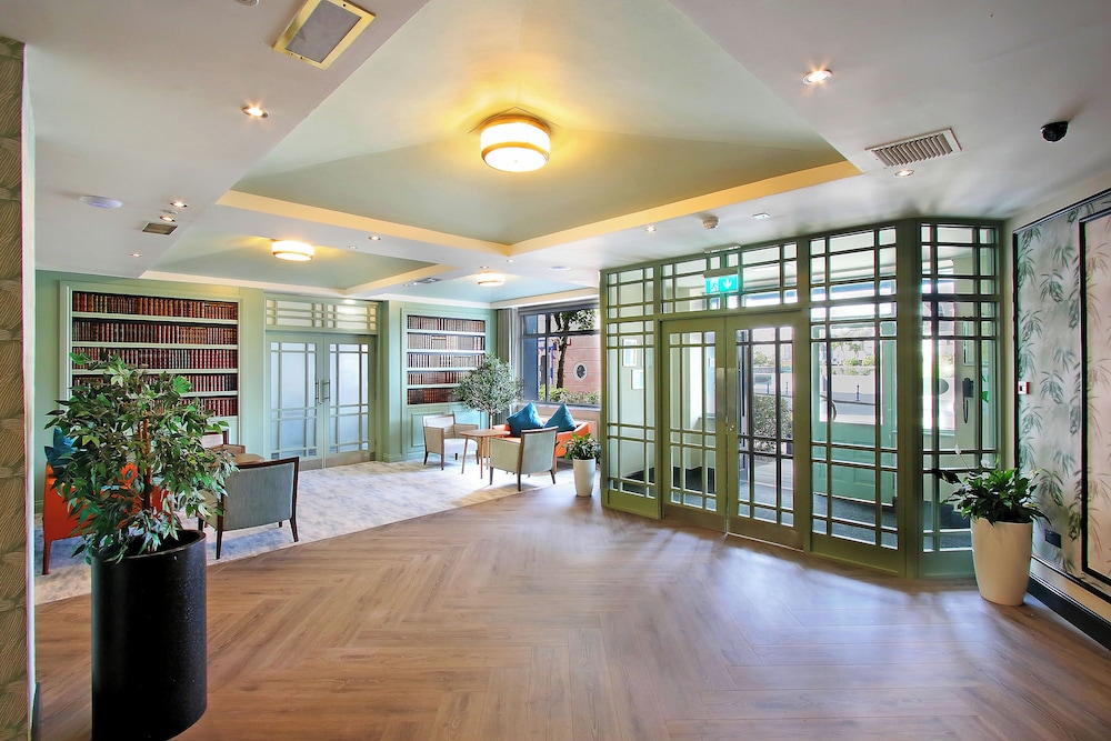 Waterford Marina Hotel