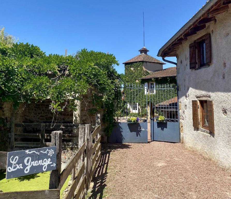 La Grange — Coutouvre