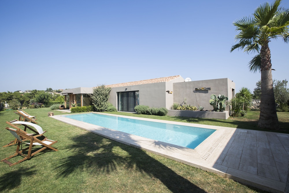 Kekliktepe Bag Evi in Urla, Turkey