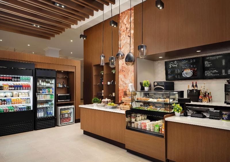 Hotel Zessa Orange County Airport a DoubleTree by Hilton - photo 106