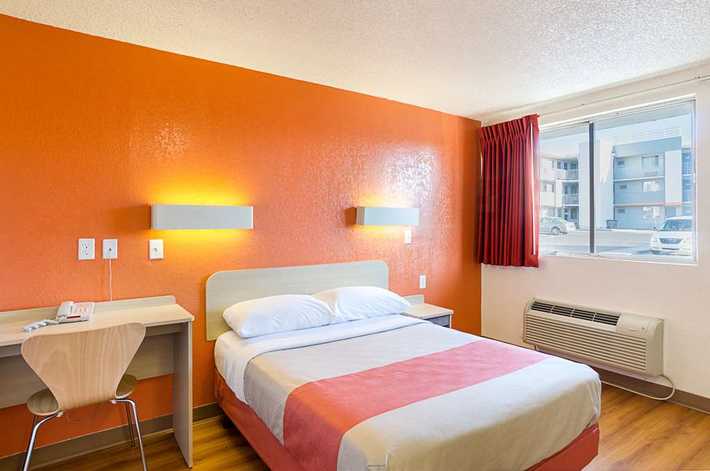 Motel 6 Denver CO Downtown - photo 23