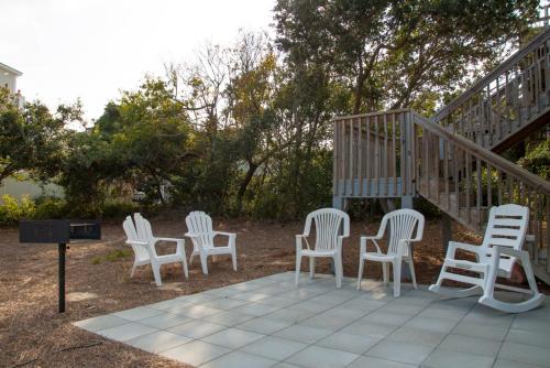 Saltwater Gospel by Oak Island Accommodations - photo 11