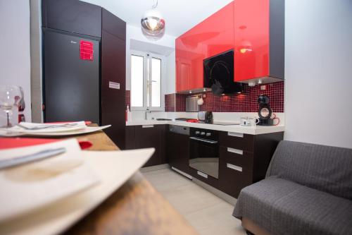 Raptis Apartment — 4-Star Luxury Hotel in Corfu, Greece