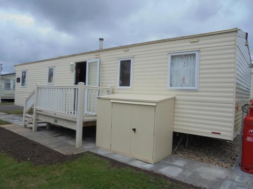 Kingfisher Horizon III 8 Berth Close to site entrance in Ingoldmells, United Kingdom