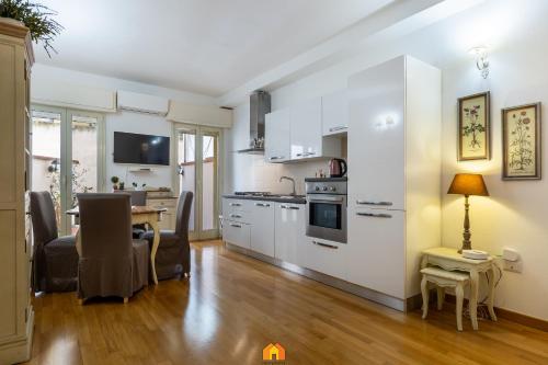 Solmi House — 4-Star Luxury Hotel in Cagliari, Italy
