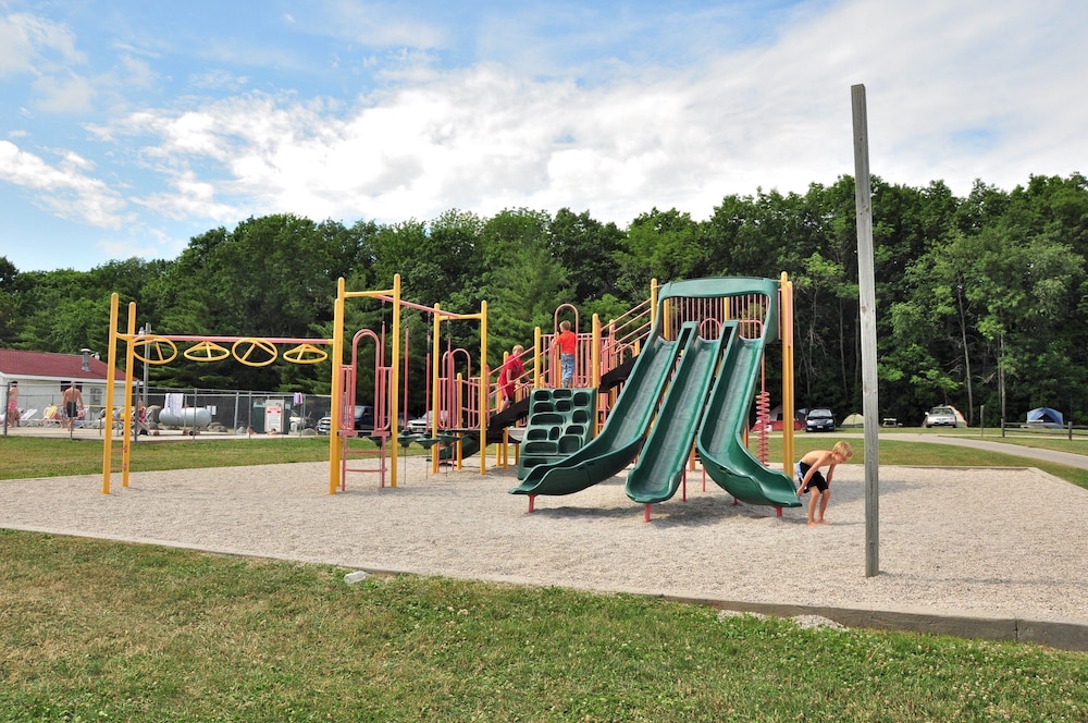 Plymouth Rock Camping Resort Basic Cabin - photo 40