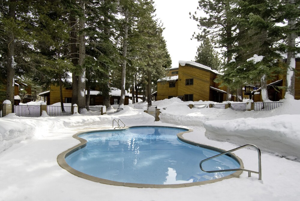 Mammoth Slopes Lodging - photo 21