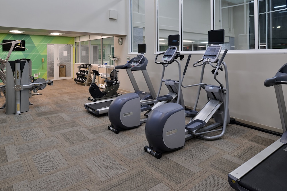 Holiday Inn Hotel & Suites Overland Park Convention Center - photo 41