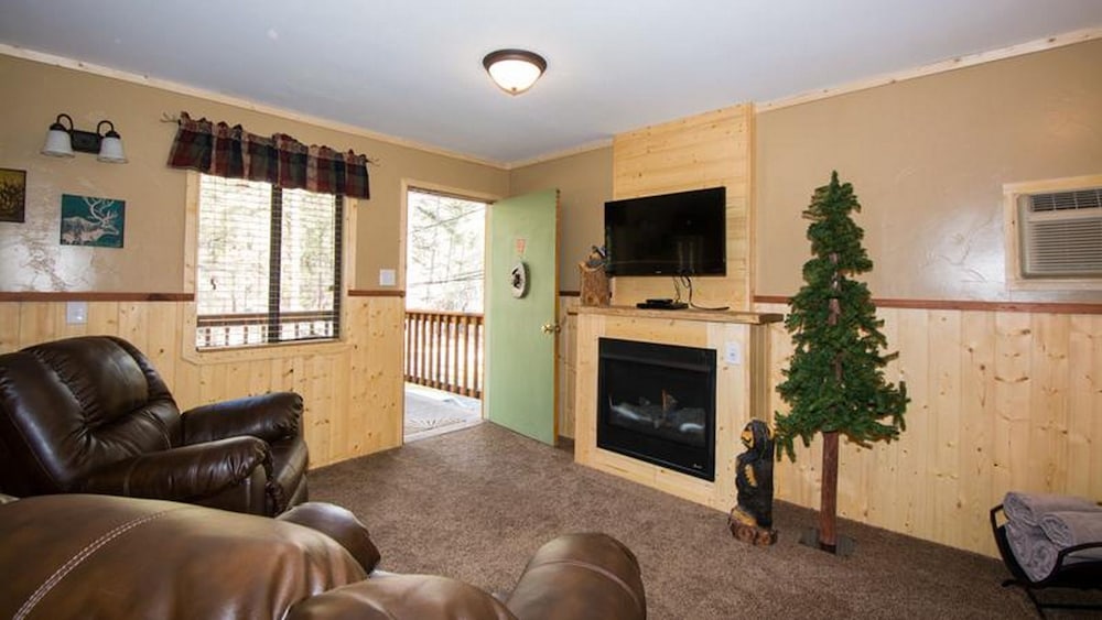 Upper Canyon Inn & Cabins - photo 108