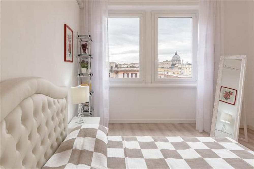 Buccari by Halldis — 4-Star Luxury Hotel in Rome, Italy