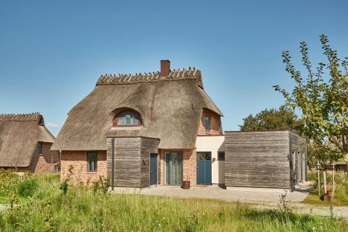 Reetdorf Geltinger Birk Atelierhaus Salzwiese in Kappeln, Germany